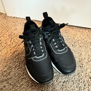 Black Nike Air - W6.5